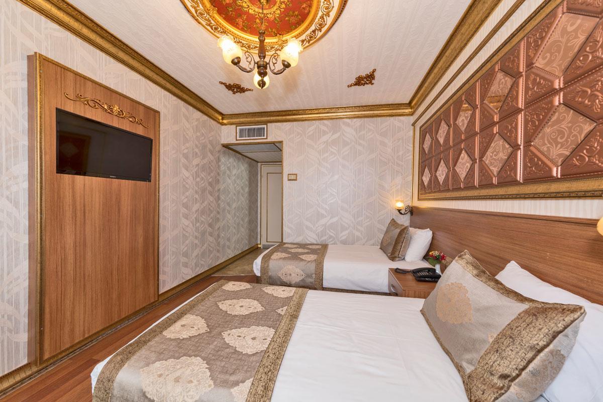 Version Hotel Istanbul Bagian luar foto