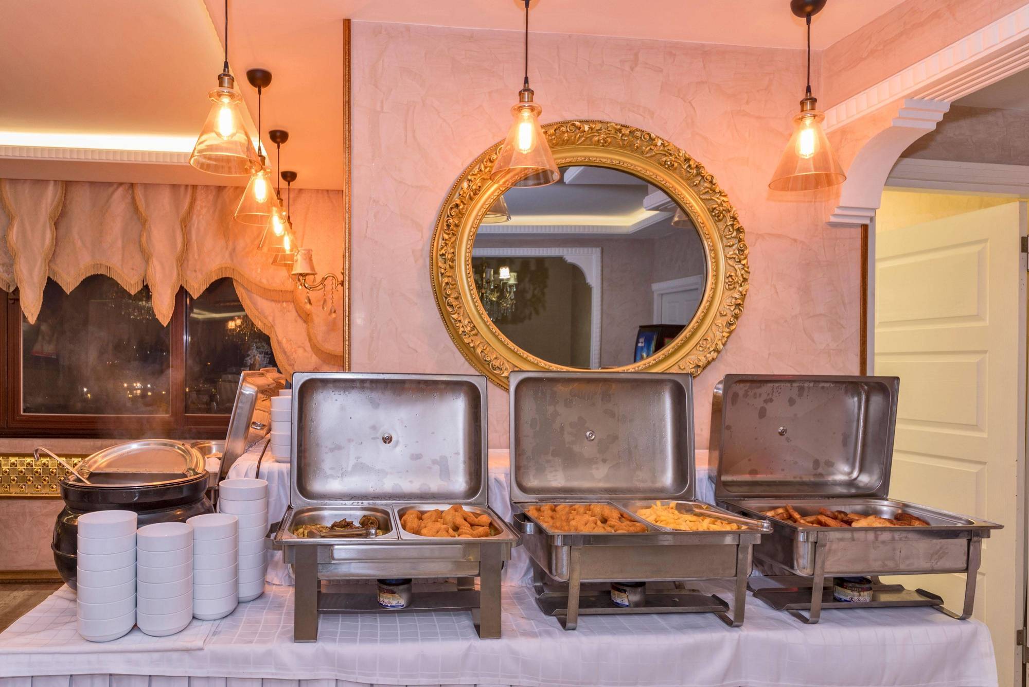Version Hotel Istanbul Bagian luar foto