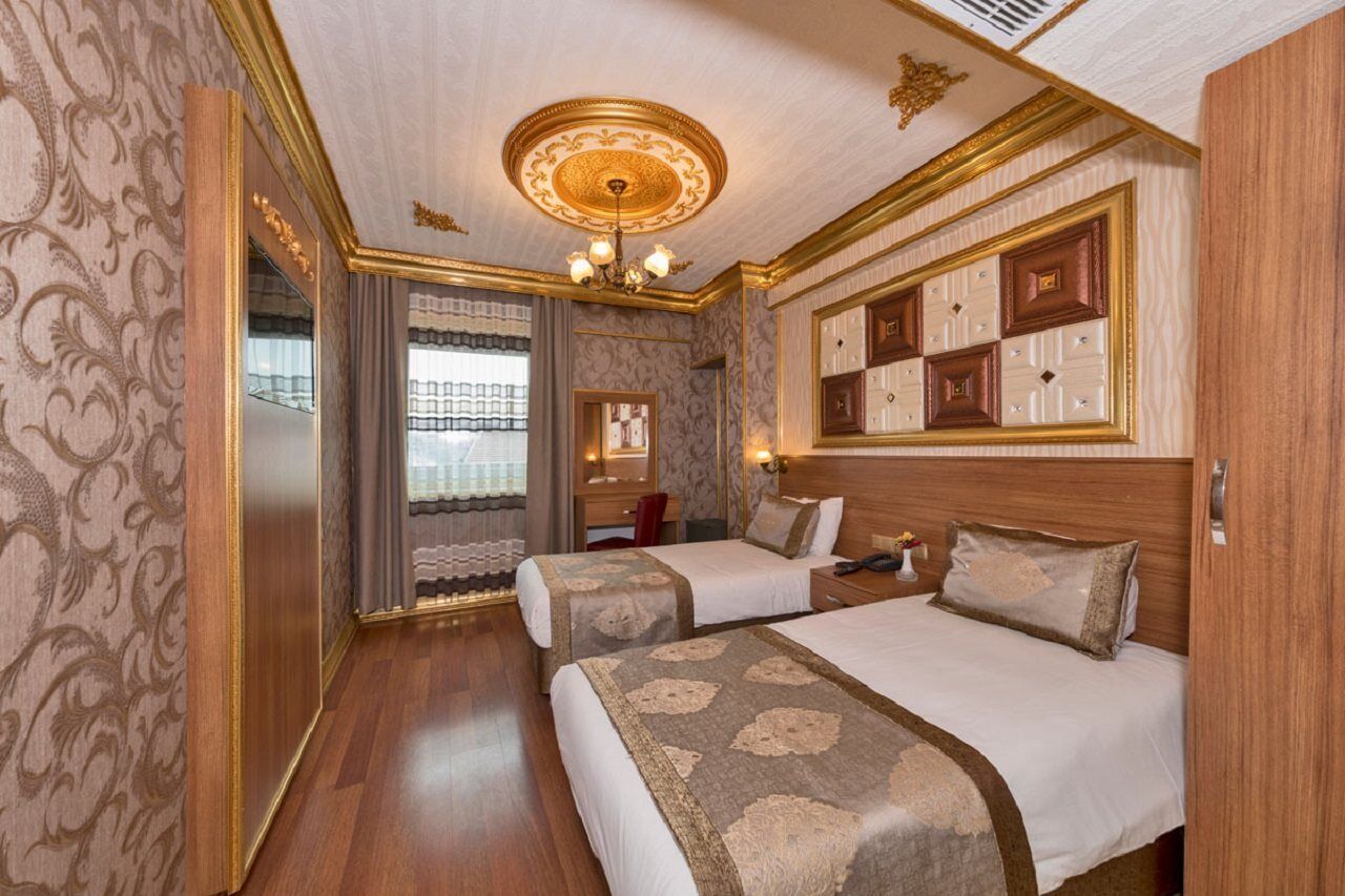 Version Hotel Istanbul Bagian luar foto